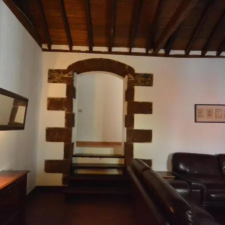 Casa Antigua La Embajada * Техина