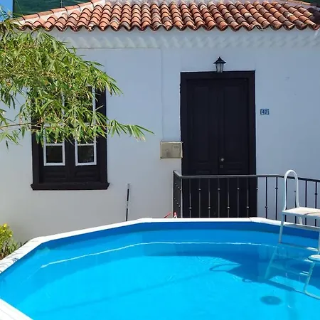 Casa Antigua La Embajada Holiday home *